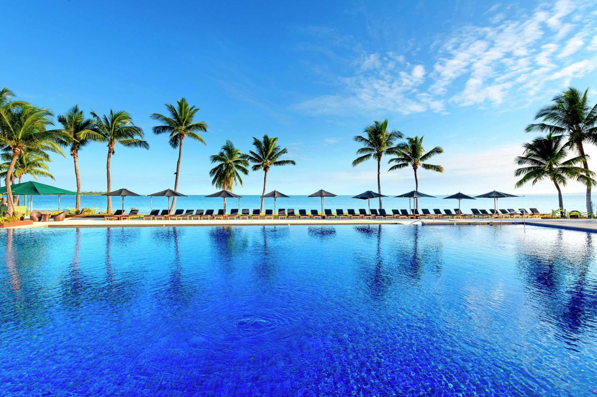 Hilton Fiji Beach Resort And Spa Denarau Island Eksteriør bilde The pool at the Sheraton Nha Trang Hotel & Spa Resort